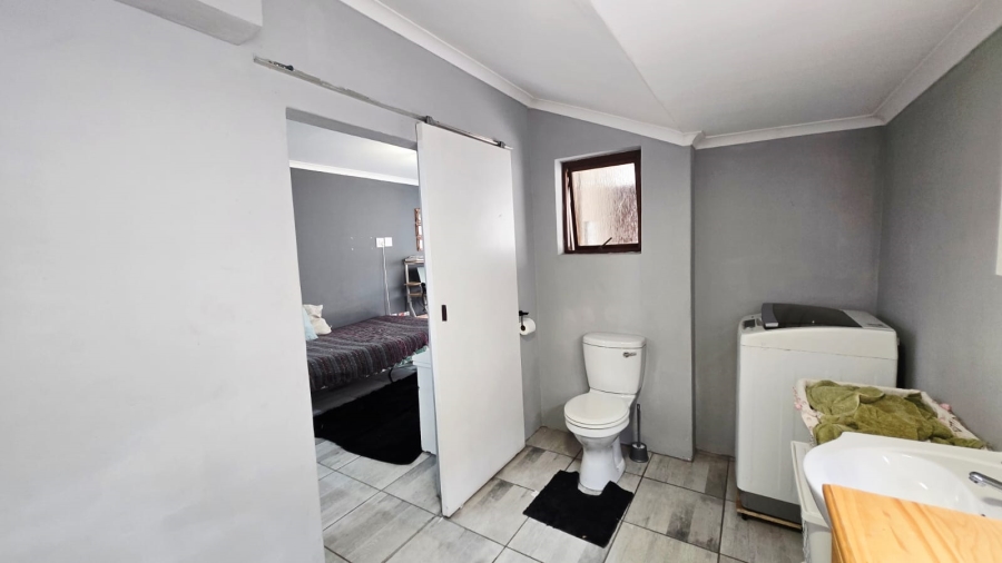 6 Bedroom Property for Sale in The Village Western Cape